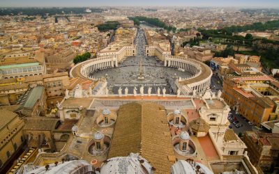 Il maxi processo alle finanze della Chiesa, giudici civili in aula