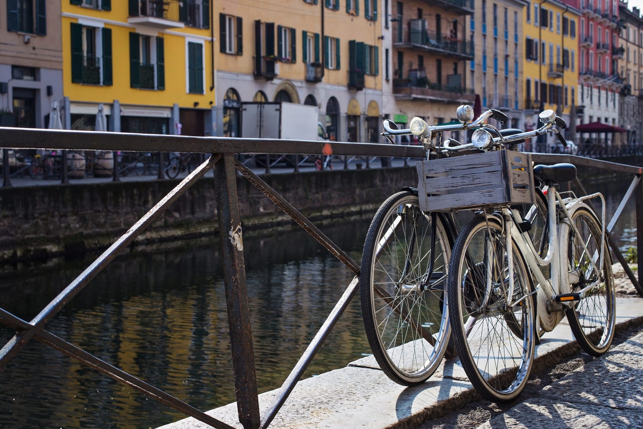 biciclette-sui-navigli-2048×1365 https://www.telepress.news/wp-content/uploads/2021/07/biciclette-sui-navigli-2048x1365-1.jpghttps://www.telepress.news/wp-content/uploads/2021/07/biciclette-sui-navigli-2048x1365-1.jpg