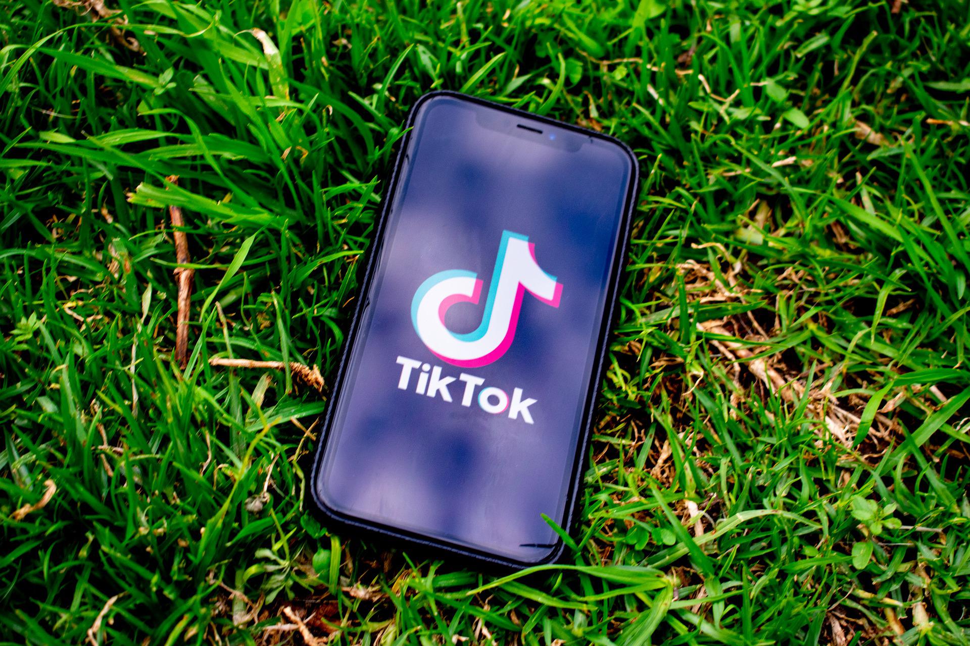 tiktok-g7f88ebbf6_1920