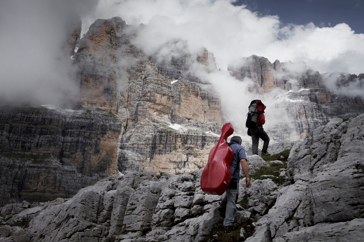 trekking-con-mario-brunello-durante-i-suoni-delle-dolomiti_27449