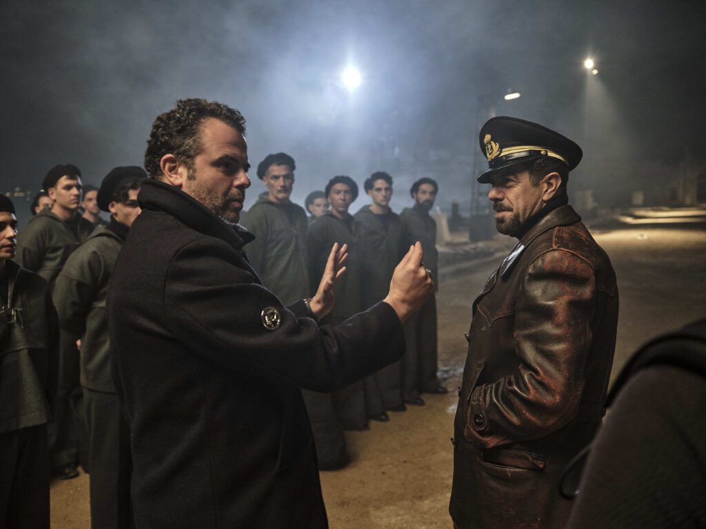 Pierfrancesco Favino e il regista Edoardo De Angelis - PH. Enrico de Luigi