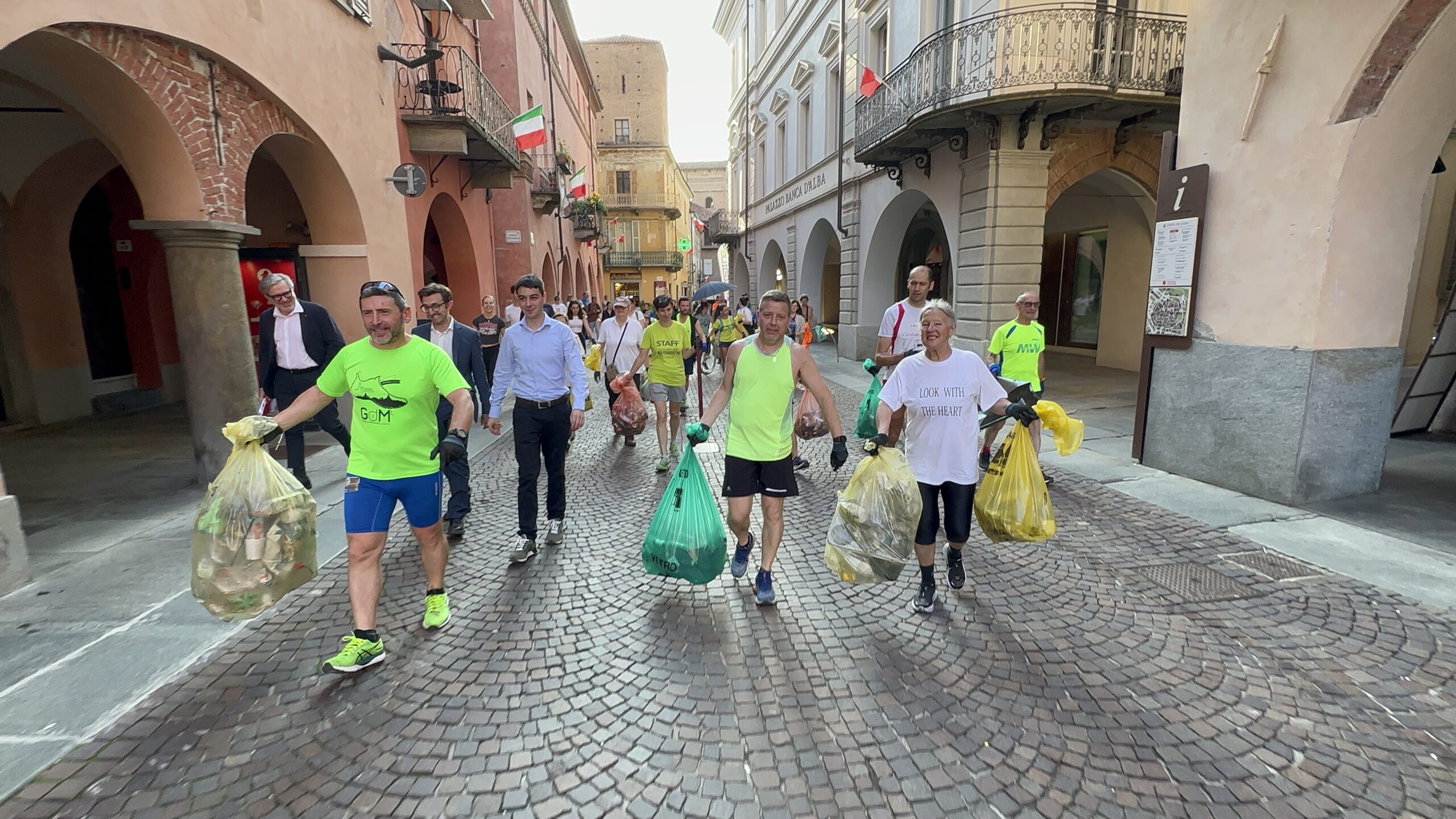 Plogging istituzionale ad Alba