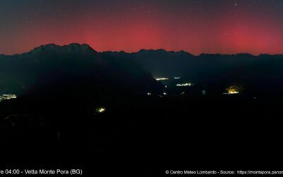 Il cielo italiano si tinge di rosso: è l’aurora boreale