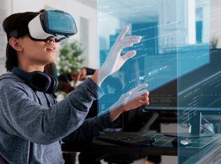 I profili professionali più richiesti dal mondo dell’IT: quanto guadagnano e dove li cercano