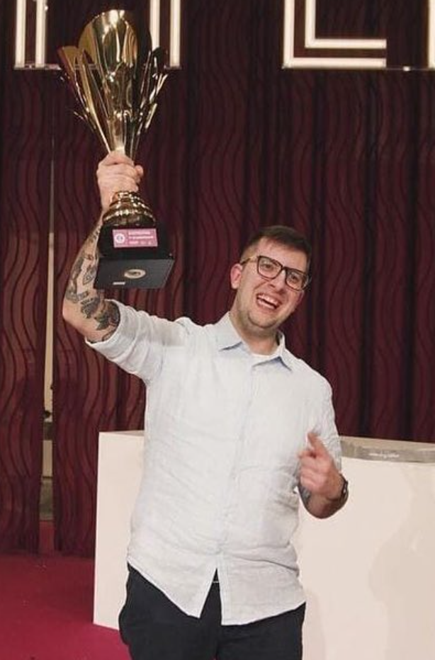 Federico Pinna – ph: facebook.com/UrbanCafeTreviglio/ Federico Pinna - ph: facebook.com/UrbanCafeTreviglio/