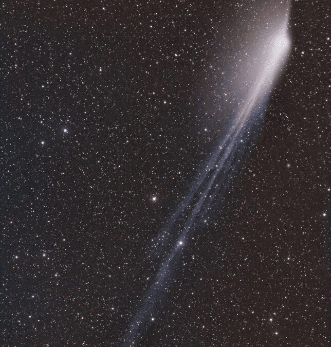 Scatto italiano per una recente foto del giorno Nasa