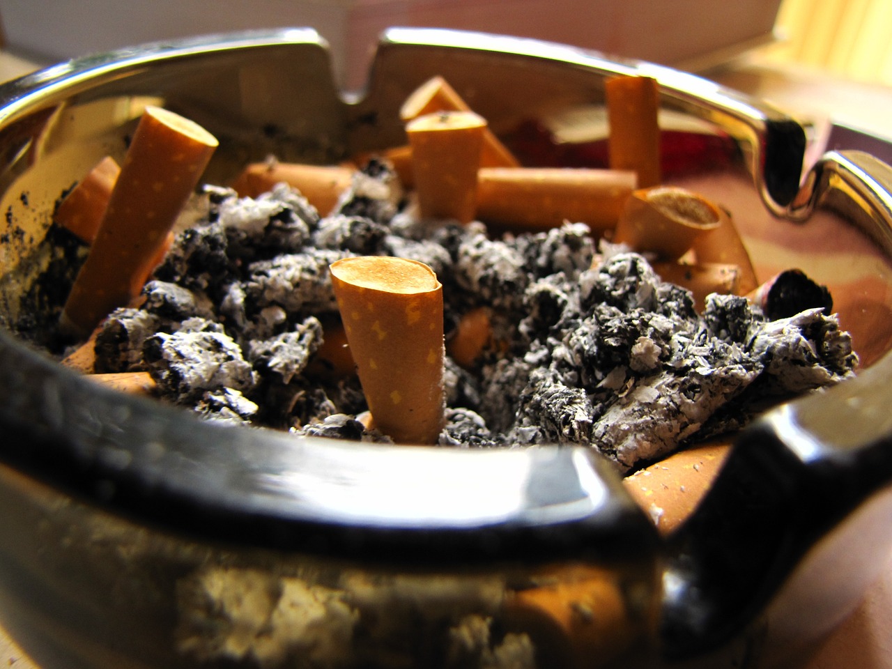 ashtray-RadiolArt ashtray-RadiolArt