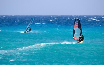 Wingfoil in Italia, volare tra le onde è uno sport