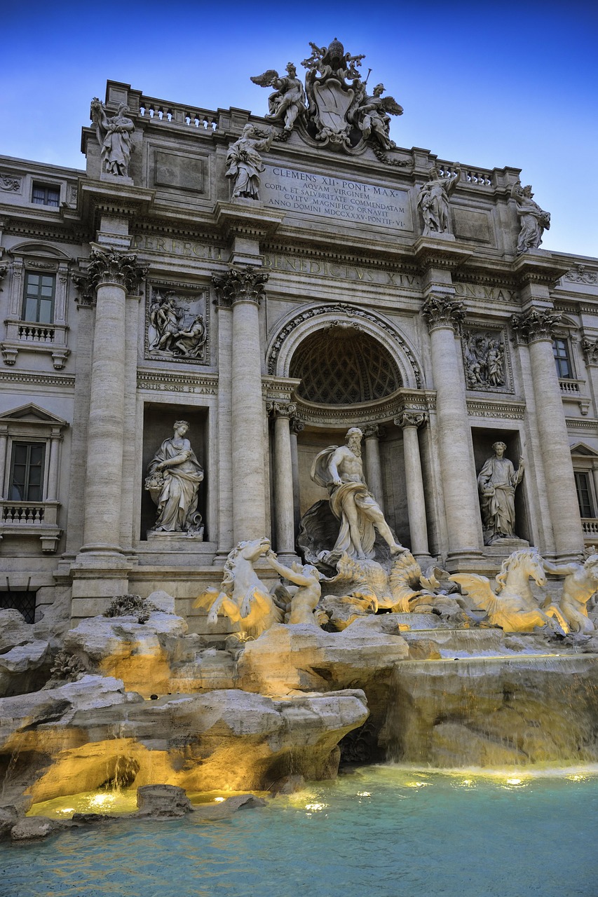 fountain-trevi-effortlessly for free
