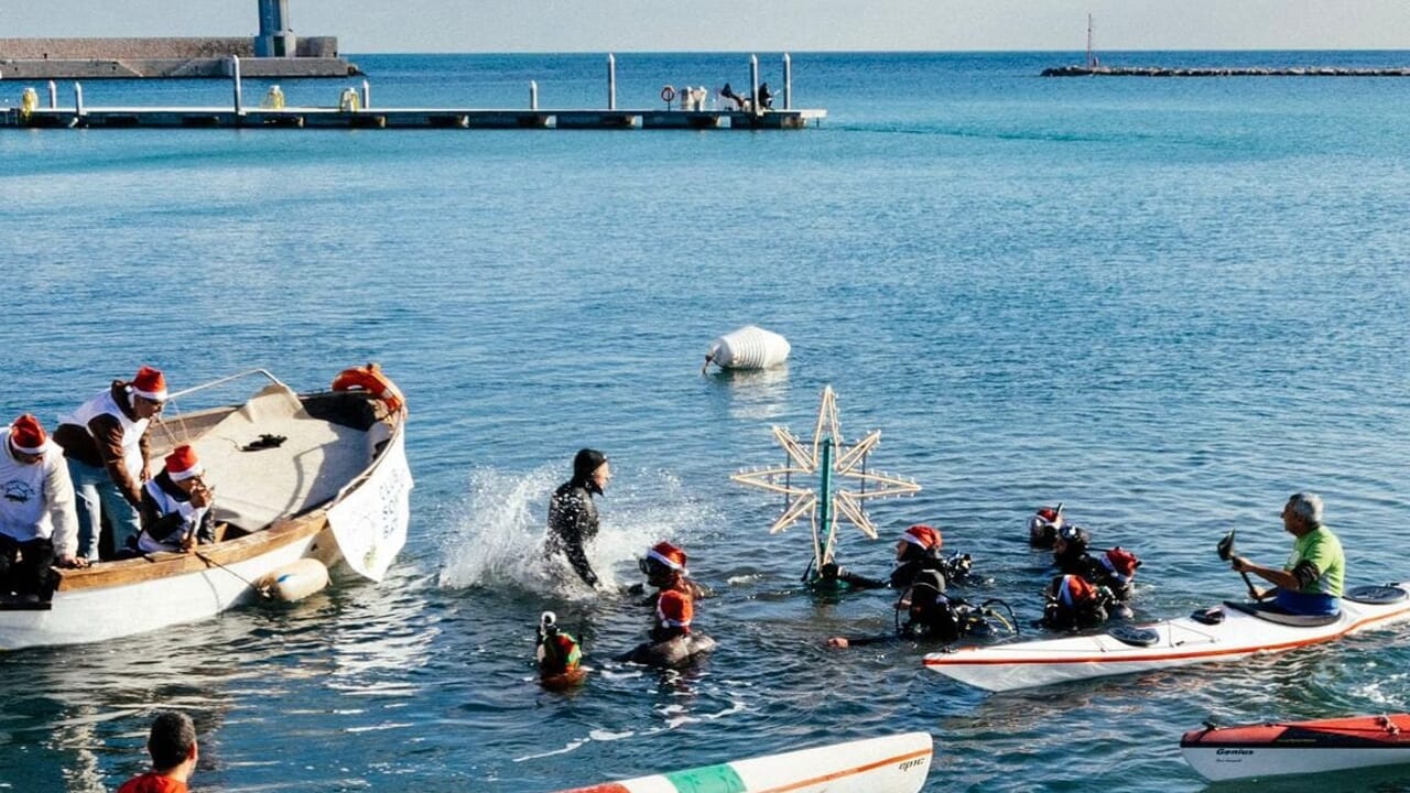 L’accensione dell’albero di Natale subacqueo a Bari-2
