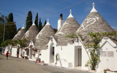 Alberobello: trent’anni di magia UNESCO e un futuro sempre più internazionale